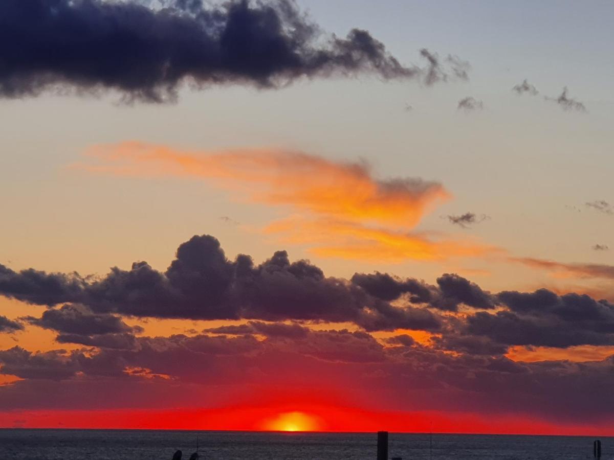 Seaview Sunset Holiday Apartments Paphos Exterior photo