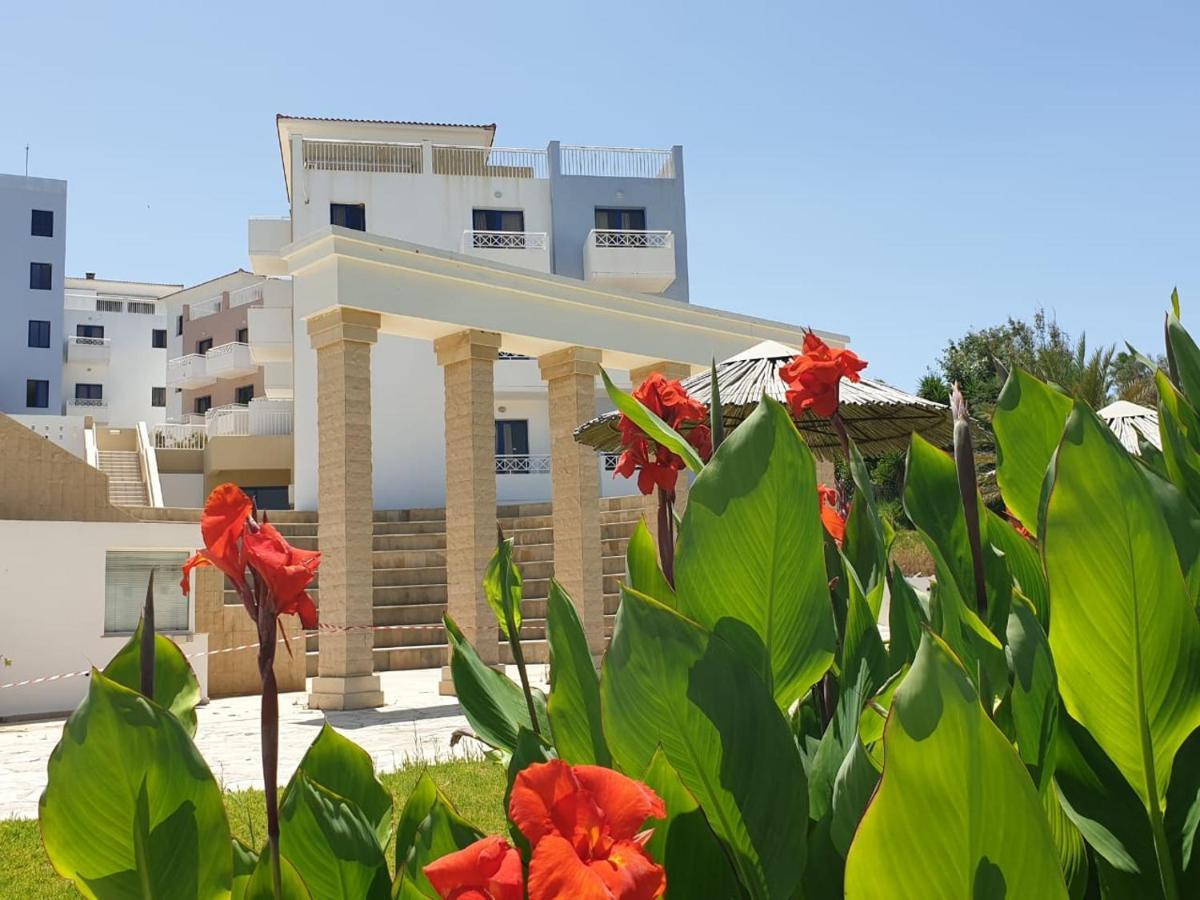 Seaview Sunset Holiday Apartments Paphos Exterior photo